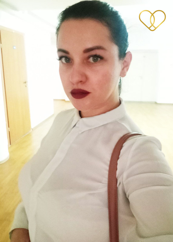 Profile picture of Elena