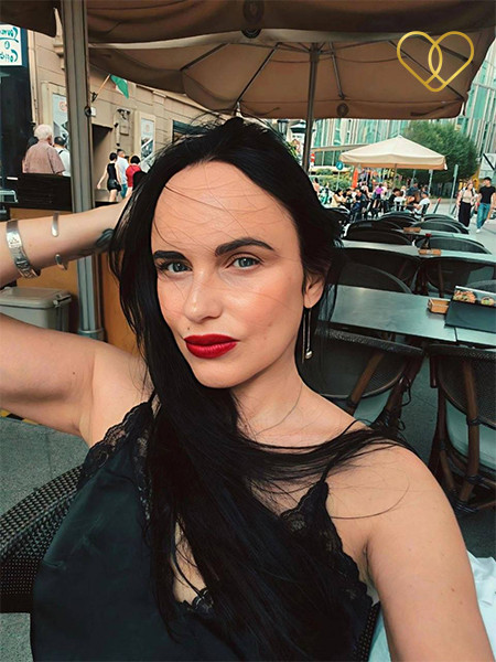 Profile picture of Alina