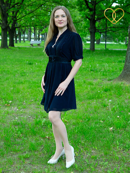 Profile picture of Elena