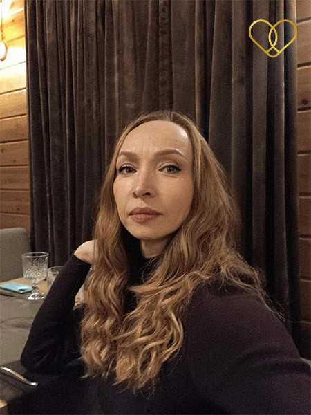 Profile picture of Elena