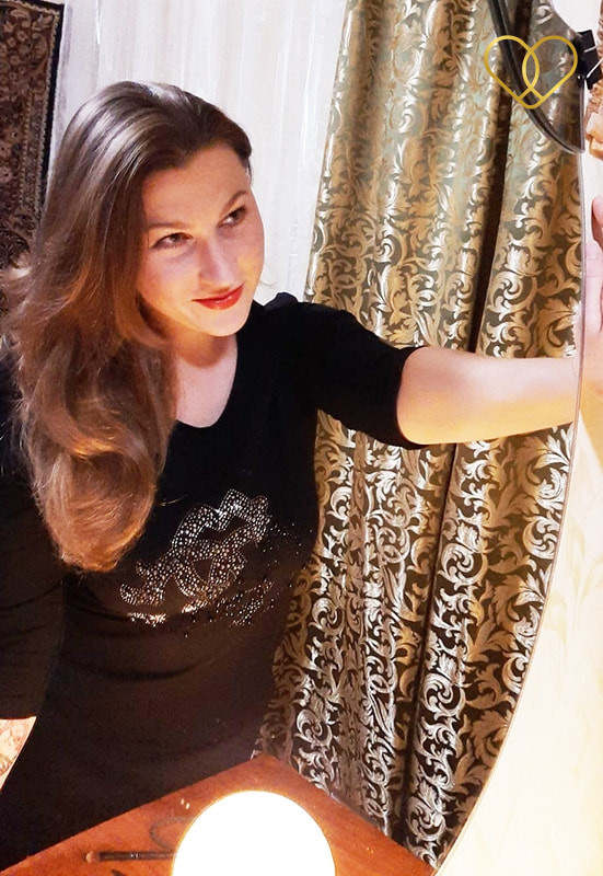 Profile picture of Julia