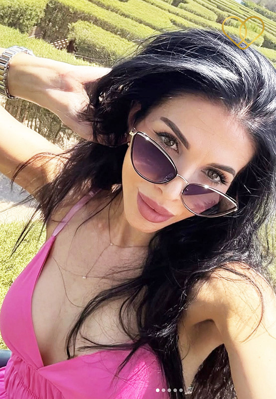 Profile picture of Elena