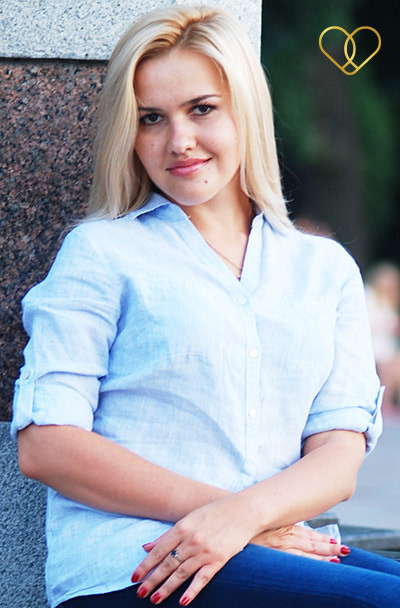Profile picture of Julia